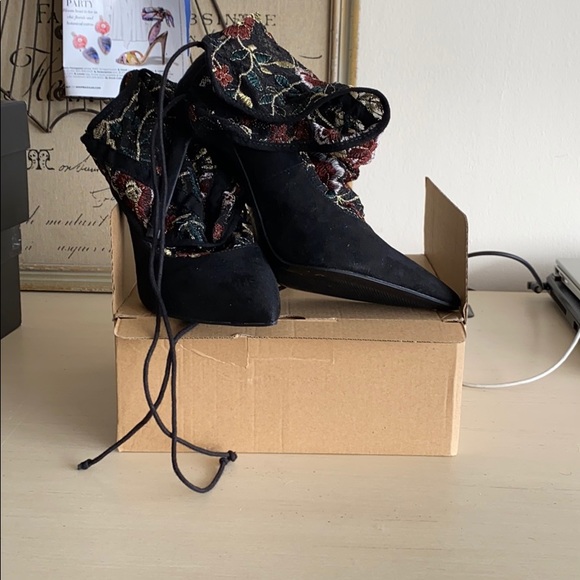 ZARA BASIC COLLECTION FLORAL BOOTIES - Picture 6 of 8